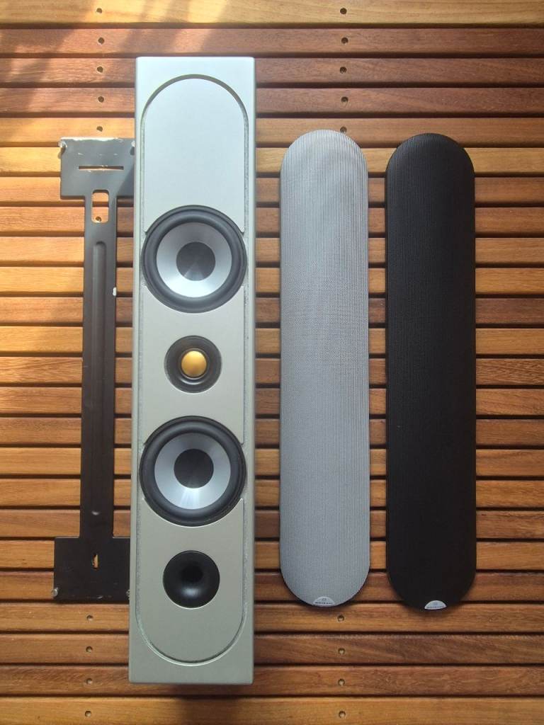 Monitor Audio Radius 225 Centre Speaker – Silver – With Wall Mount & Grilles