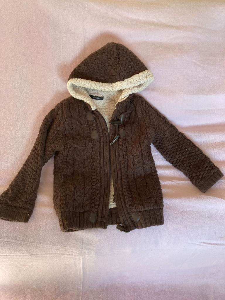 3-4 zip hoodie - £2