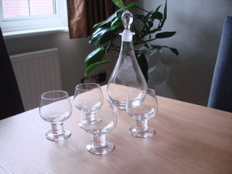 drinks glasses