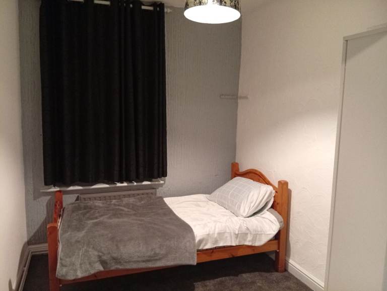 3 bedroom 2 bathroom property 