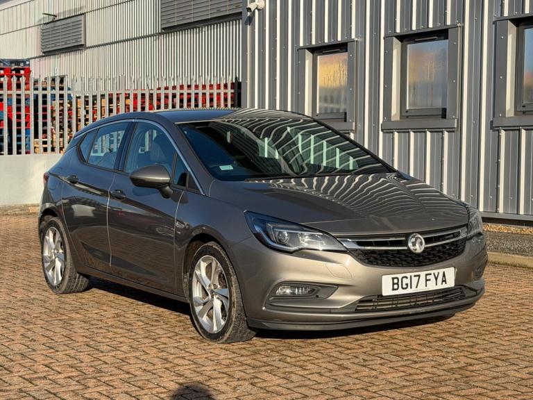 2017 Vauxhall Astra 1.4T 16V 150 SRi 5dr HATCHBACK PETROL Manual