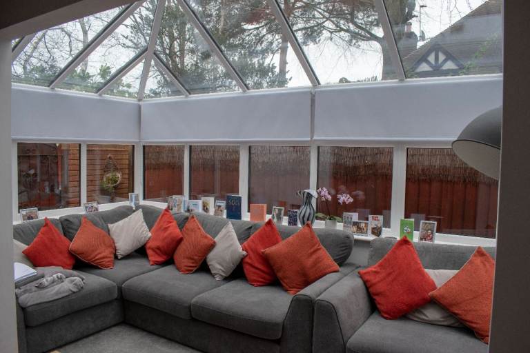 MODERN 2 Bed Annexe Talbot Woods . ALL BILLS INC .