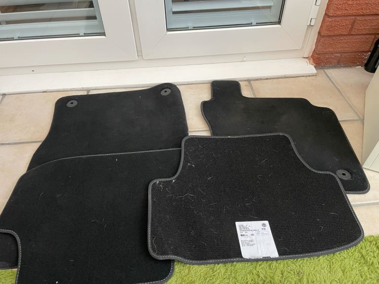 VW Golf floor mats