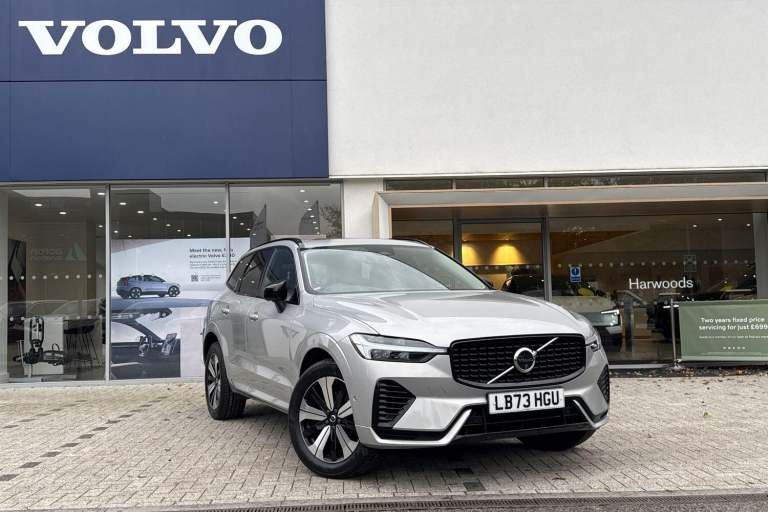 2023 Volvo XC60 2.0h T6 Recharge 18.8kWh Plus SUV 5dr Petrol Plug-in Hybrid Auto AWD Euro 6 ESTAT...