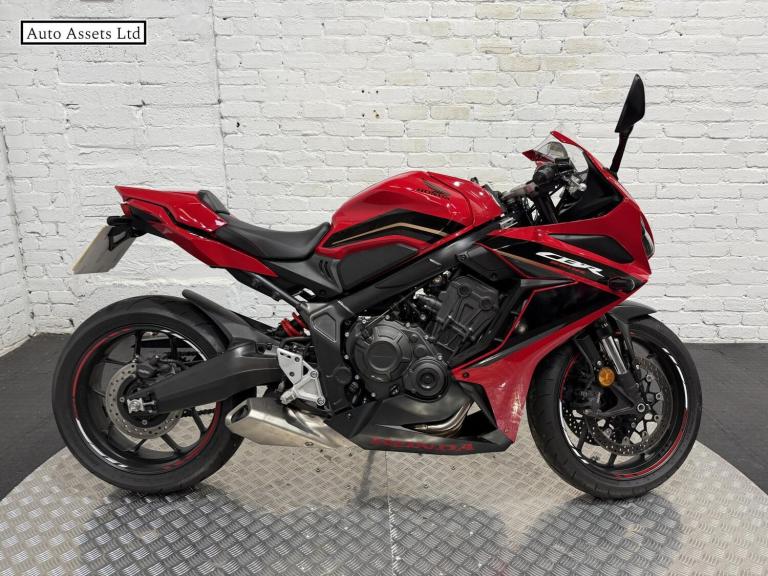2023 Honda CBR650R 650 Super Sports Petrol Manual Euro 5 (95 ps) Super Sports Petrol Manual