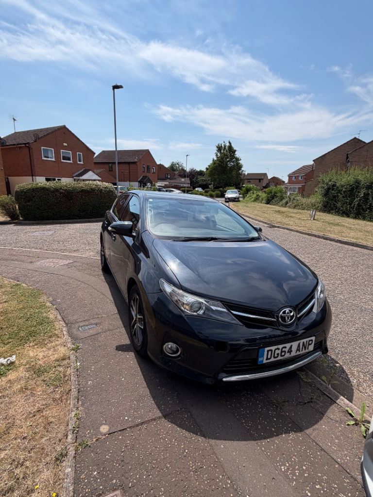 Toyota, AURIS, Hatchback, 2014, Manual, 1364 (cc), 5 doors