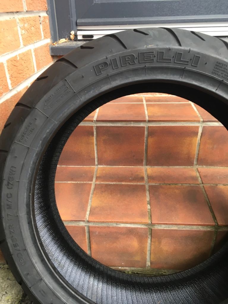 TYRES PIRELLI MATCHED PAIR