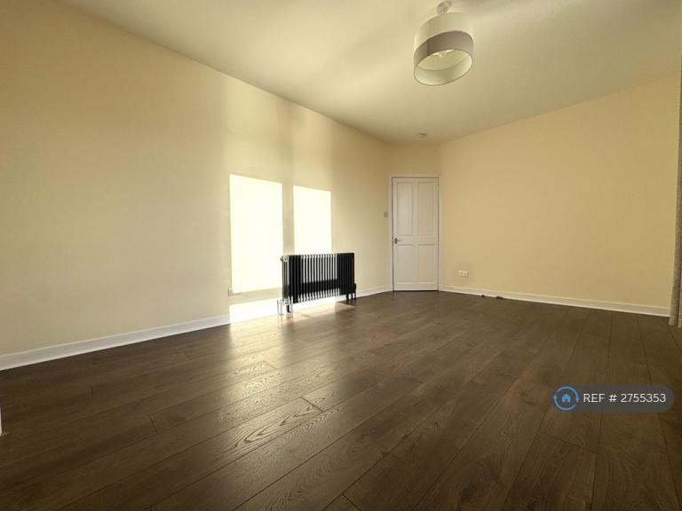 1 bedroom flat in Cathedral Street, Glasgow, G4 (1 bed) (#2755353)