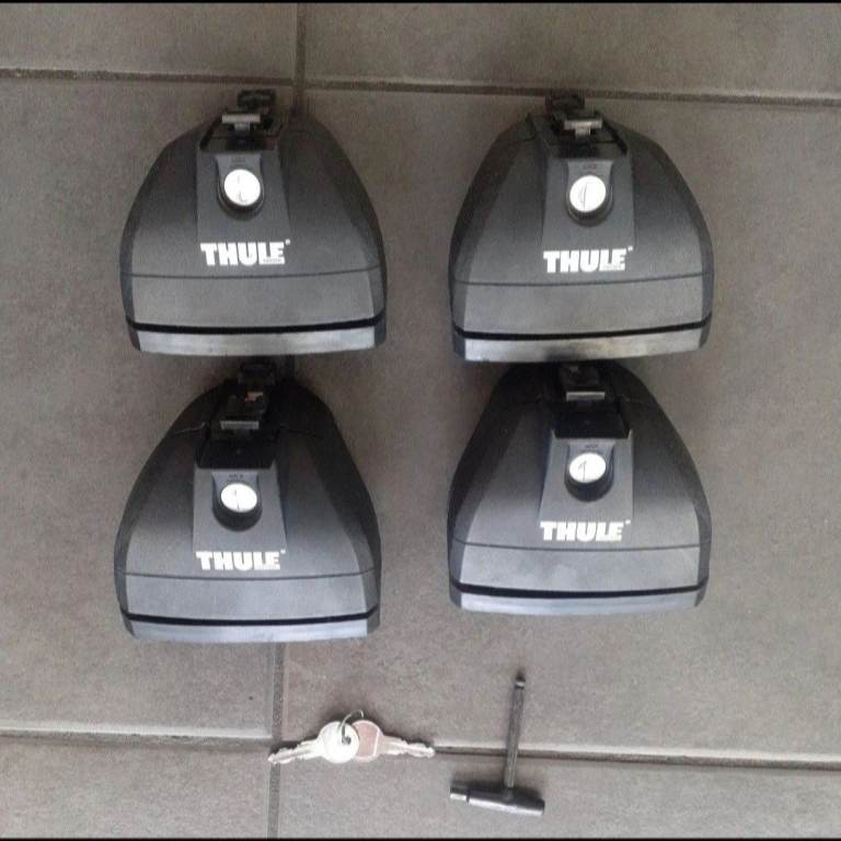 Thule 753 Footpack + Thule Kit 4002
