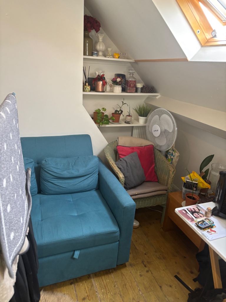 Studio flat at W3 Acton