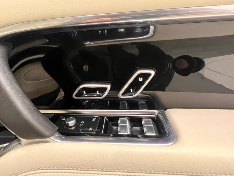 2022 Land Rover Range Rover 3.0 P400 MHEV HSE Auto 4WD Euro 6 (s/s) 5dr ESTATE Petrol Automatic