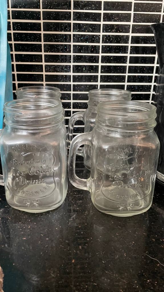 Set of 6 Glass Mason Jar Style Drinking Mugs – “Refreshing Ice Cold Drink”