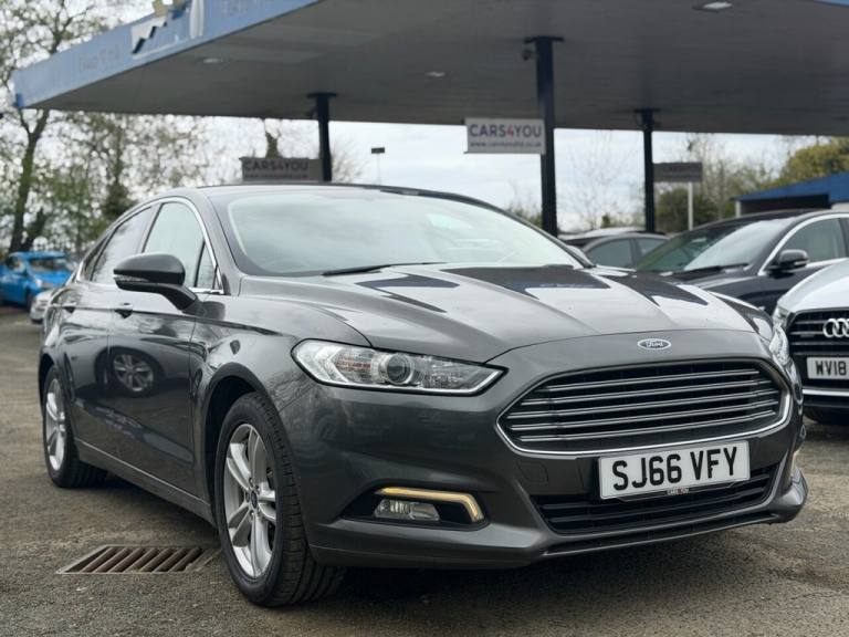 2016 Ford Mondeo 2.0 TDCi Zetec Hatchback 5dr Diesel Manual Euro 6 (s/s) (150 ps) Hatchback Diese...