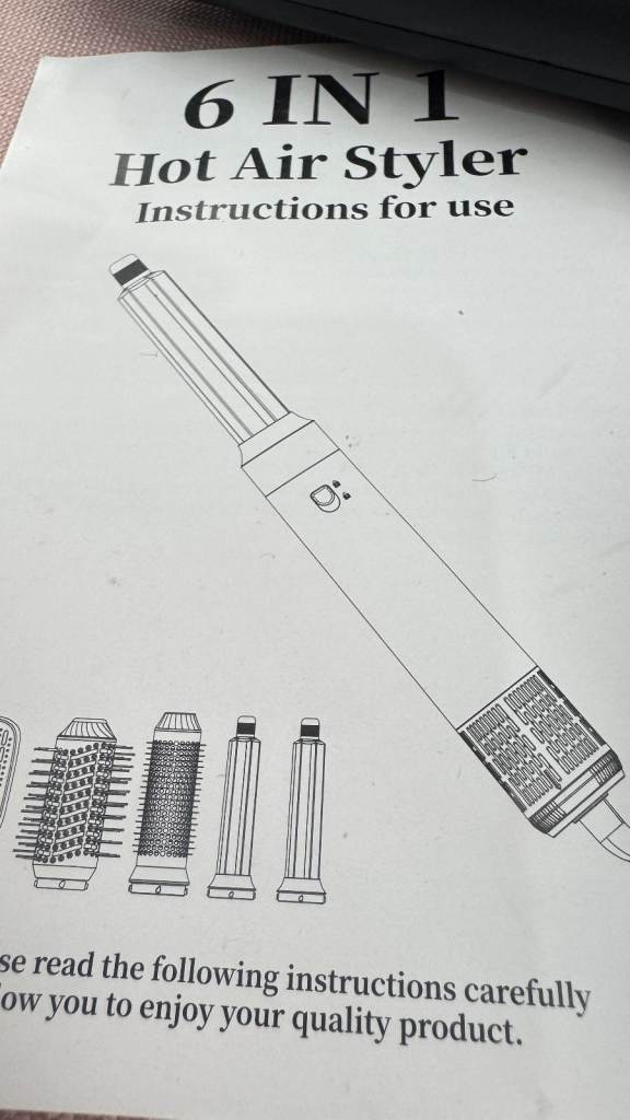 6 in 1 Multi-functional styling hair dryer.