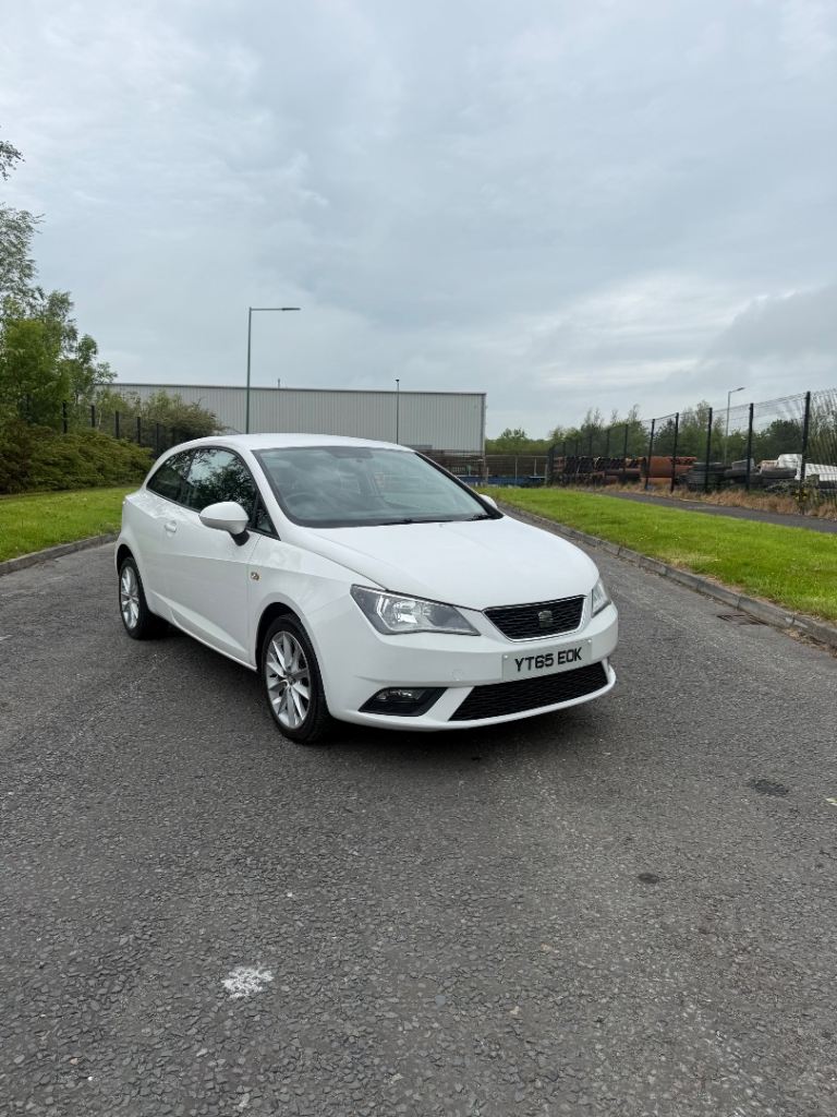 Seat, IBIZA, Hatchback, 2015, Manual, 1390 (cc), 3 doors