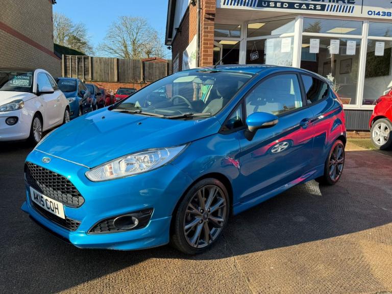 FORD FIESTA 1.0 T EcoBoost Zetec S 2015