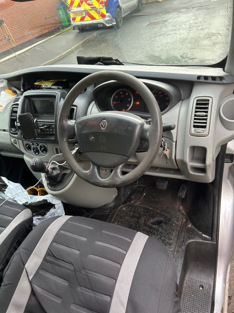 Renault, TRAFIC, Panel Van, 2014, Manual, 1996 (cc)