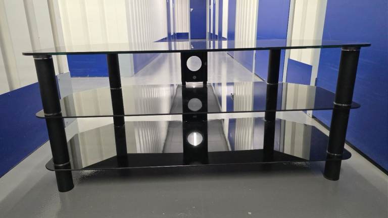 Good condition TV stand 