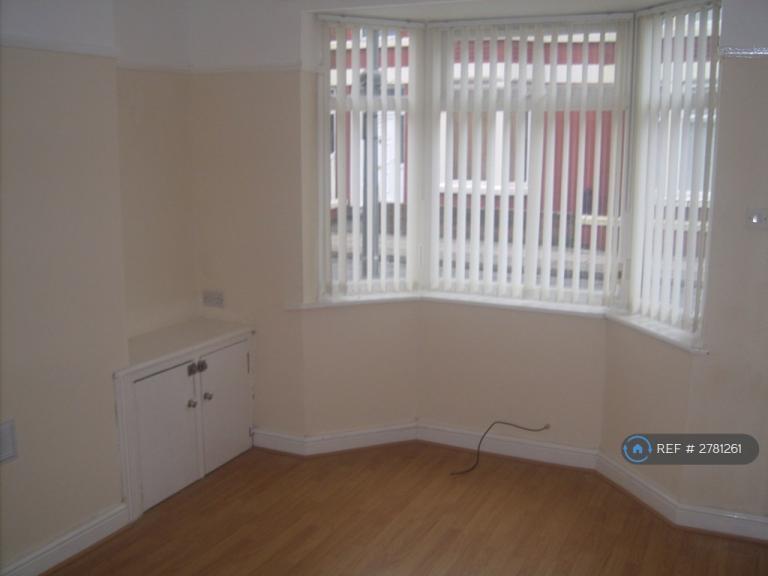 3 bedroom house in Long Lane, Wavertree, Liverpool, L15 (3 bed) (#2781261)