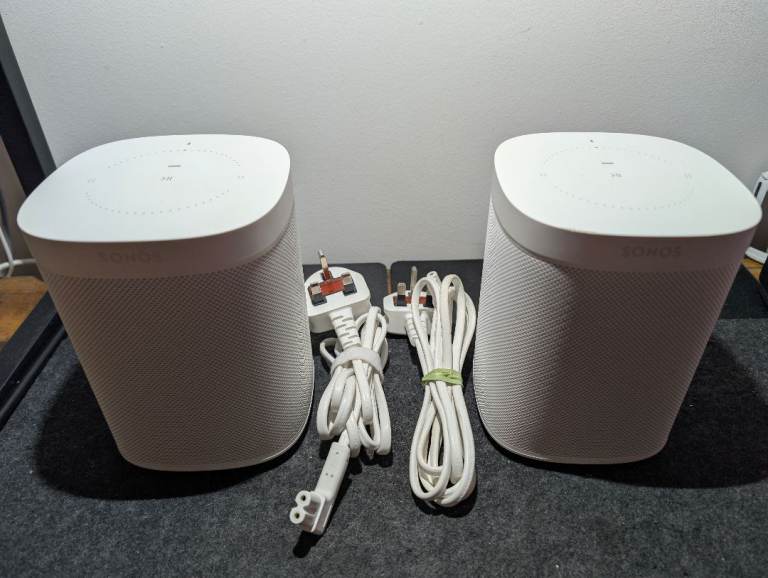 Sonos One (Gen 1) - Matched Pair - White - Perfect for Stereo or Surround Sound.