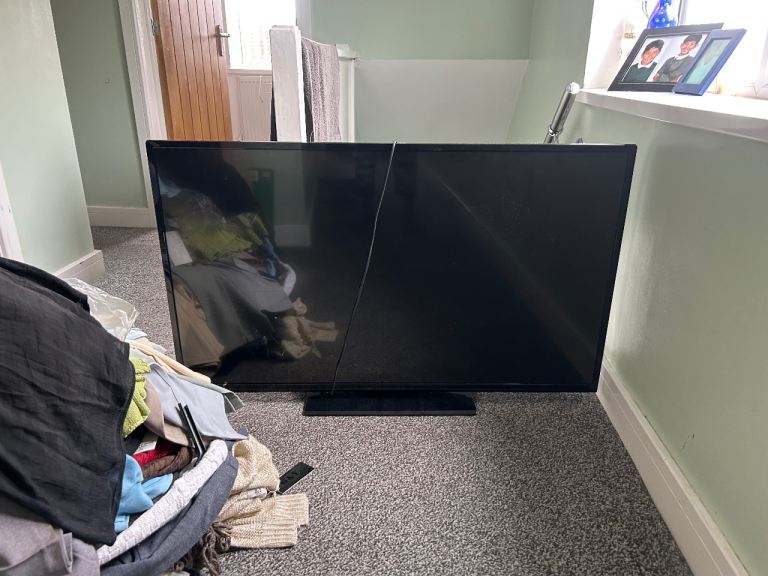 42 inch smart tv 