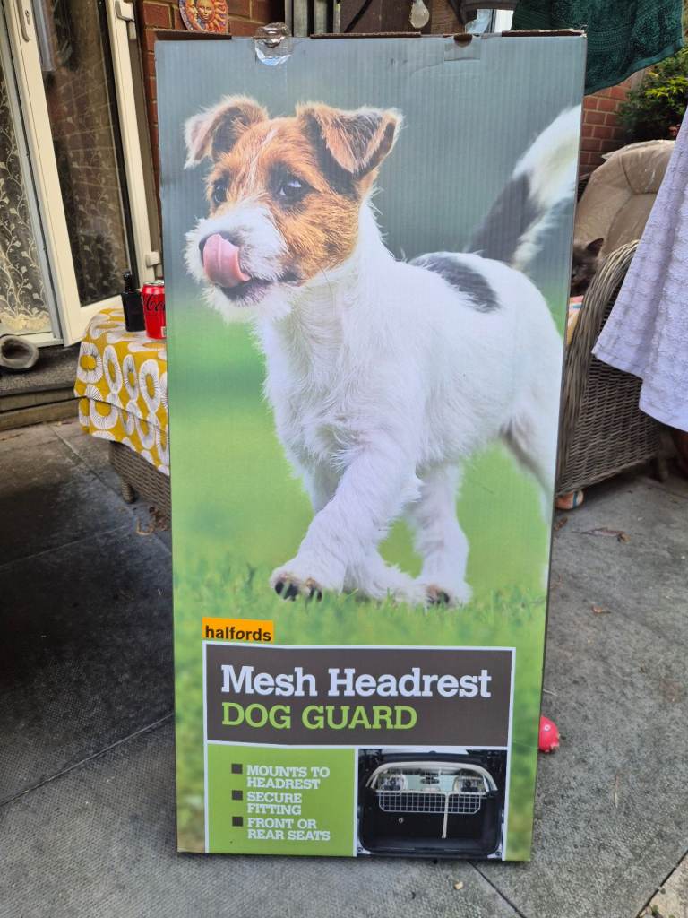 Car boot mesh cover dog guard