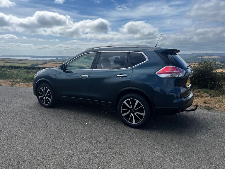 Nissan, X-TRAIL, Estate, 2016, Manual, 1598 (cc), 5 doors