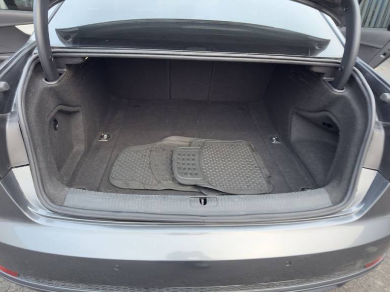 2016 Audi A4 2.0 TFSI S line Saloon 4dr Petrol S Tronic Euro 6 (s/s) (190 ps) Saloon Petrol Autom...