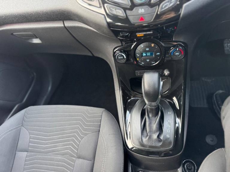 2013 Ford Fiesta 1.6 Zetec 5dr Powershift HATCHBACK PETROL Automatic