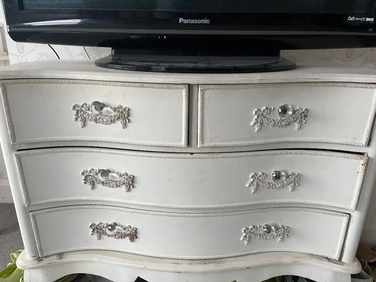 Shabby Chic Furniture Set – Quick Sale