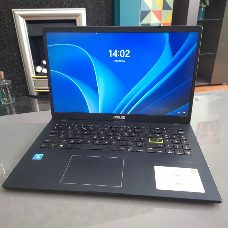 ASUS E510MA 15.6" Laptop HD Intel Celeron 4GB RAM 64GB eMMC Black