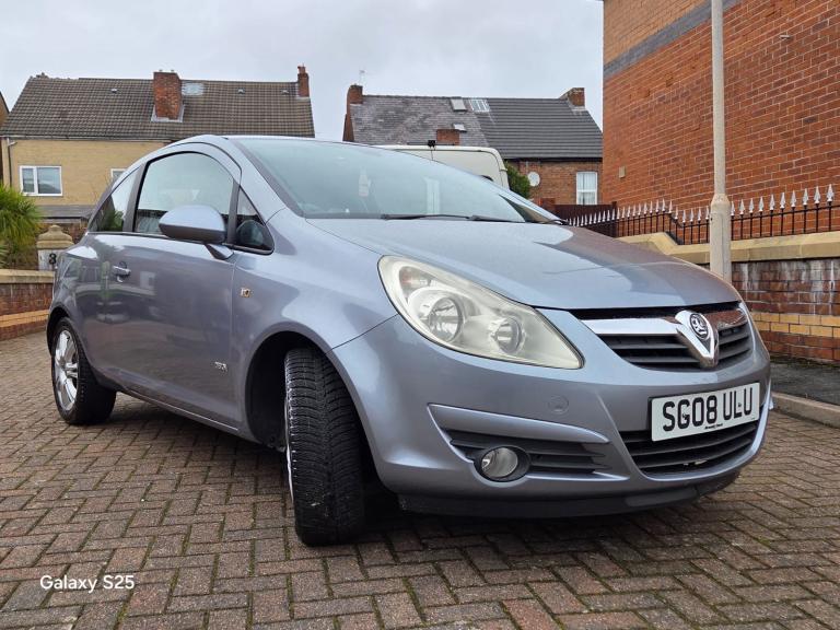 Vauxhall corsa design 1.4 12months mot 