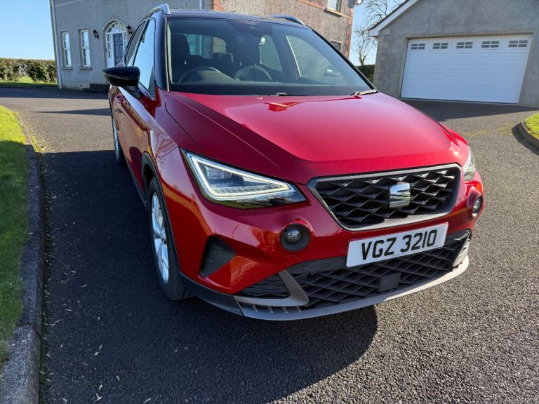 Seat, ARONA, FR full service history reverse camera and heated seats 