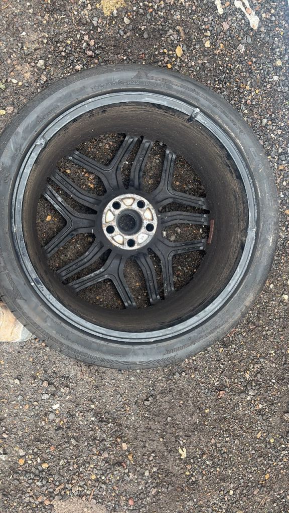 Alloys with good tyres 