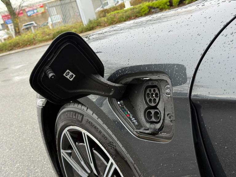 2022 Porsche Taycan Performance Plus 93.4kWh 4S Saloon 4dr Electric Auto 4WD (11kW Charger) (57 S...