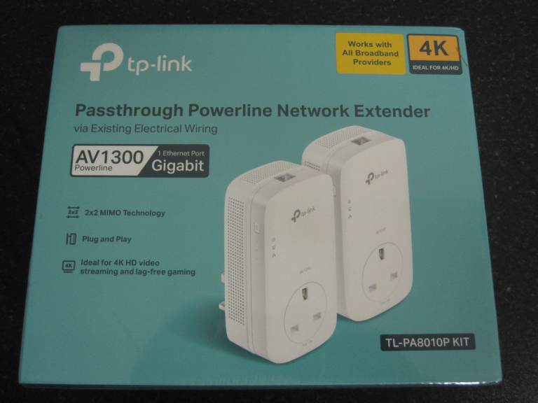 TP-LINK TL-PA8010P AV1300 Gigabit Passthrough Powerline Network Extender