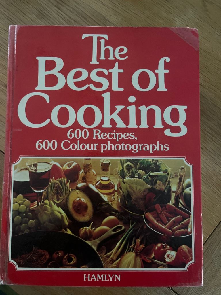 Hamlyn 'The Best of Cooking' Cookbook - 600 Recipes, Good Condition
