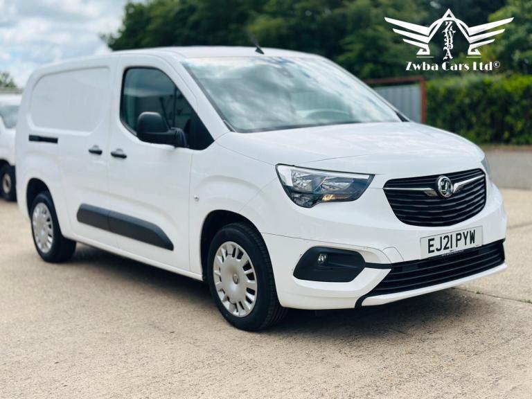 2021 Vauxhall Combo 1.5 Turbo D 2300 Sportive Crew Van L2 Euro 6 4dr PANEL VAN Diesel Manual