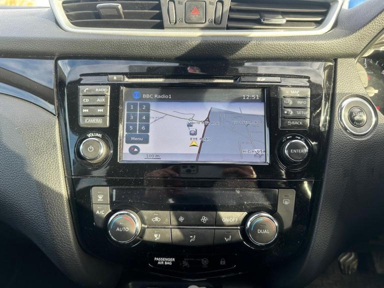 2015 Nissan Qashqai 1.5 dCi N-Tec+ 5dr HATCHBACK DIESEL Manual