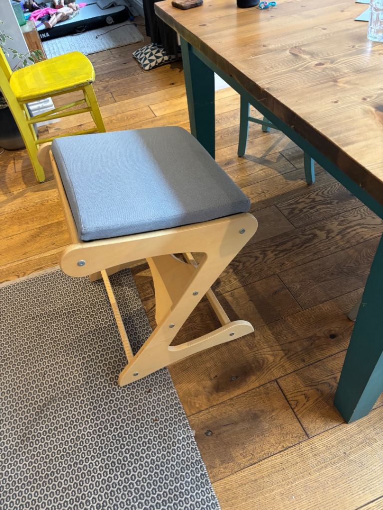 Z chair by Sitstraight