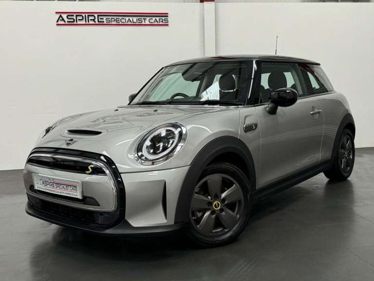 2023 MINI Electric Hatch Cooper SE 32.6kWh Level 1 Hatchback 3dr Electric Auto (184 ps) HATCHBACK...