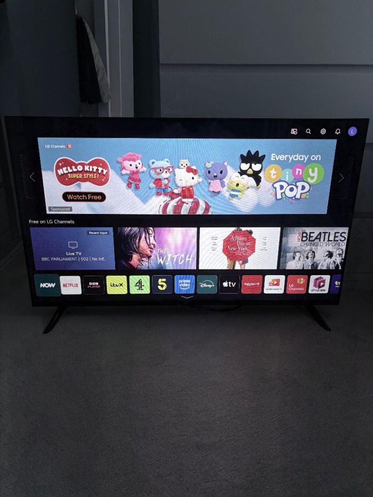 LG 43-inch Smart TV 43UQ80006LA – Good Condition