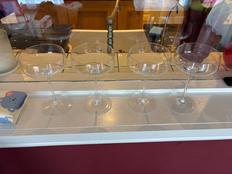 Set of 4 Clear Glass Coupe Cocktail/Champagne Glasses
