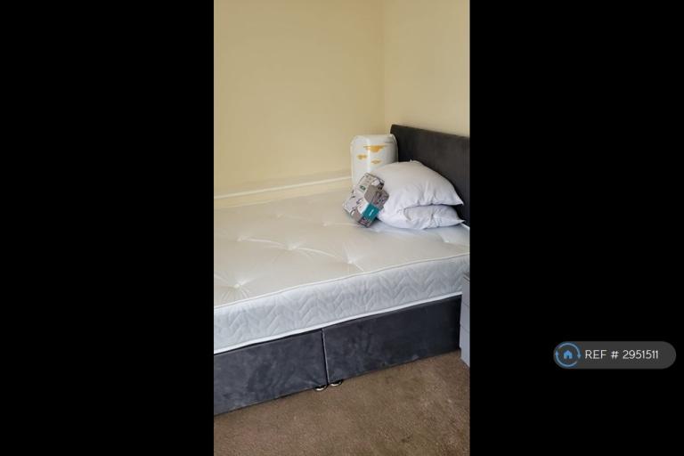 3 bedroom house in Devonshire St, Accrington, BB5 (3 bed) (#2951511)