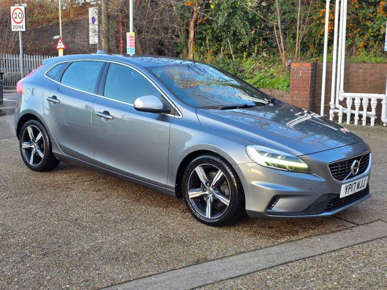 Volvo, V40, Hatchback, 2017, Manual, 1969 (cc), 5 doors