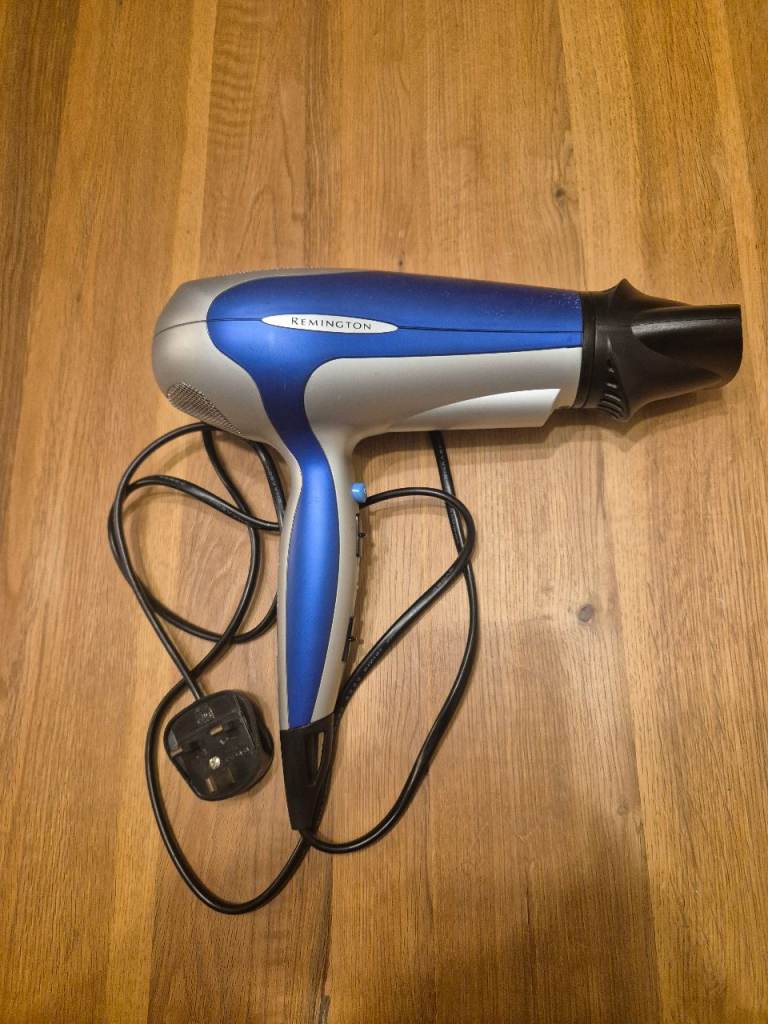 Remington Hairdryer - Good Condition