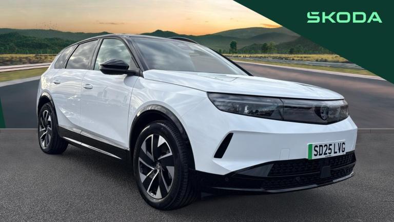 2025 Vauxhall Grandland 157kW GS 73kWh 5dr Auto Electric Hatchback Hatchback Electric Automatic