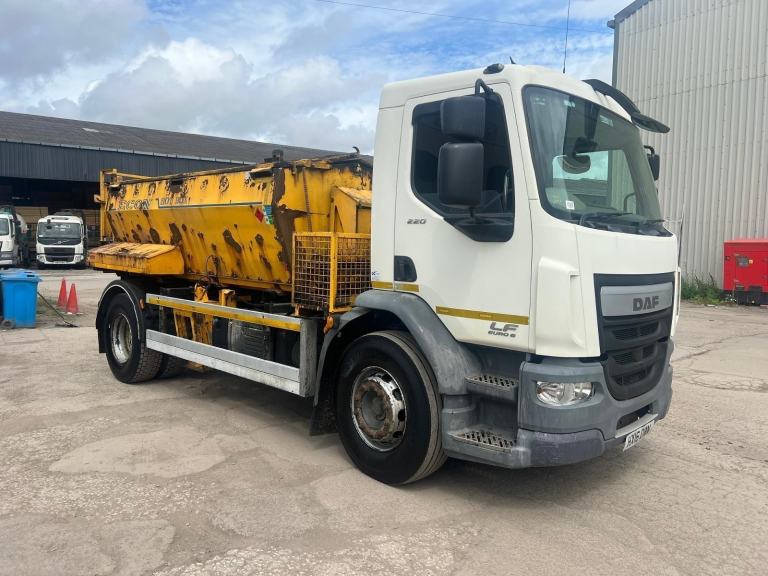DAF TRUCKS LF 220 18 TONNE HOTBOX 12 MONTHS MOT 
