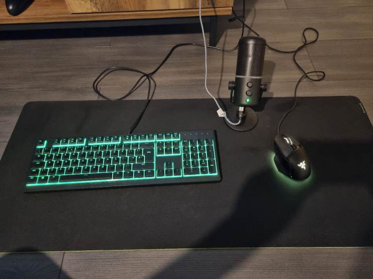 Mouse Mat,- Razer Gigantus V2 XXL Soft Gaming Speed & Control Black for desktop pc computer