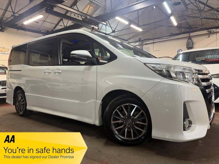 2026 Toyota Noah 2.0 Petrol Automatic 8 Seats 5dr Petrol Manual